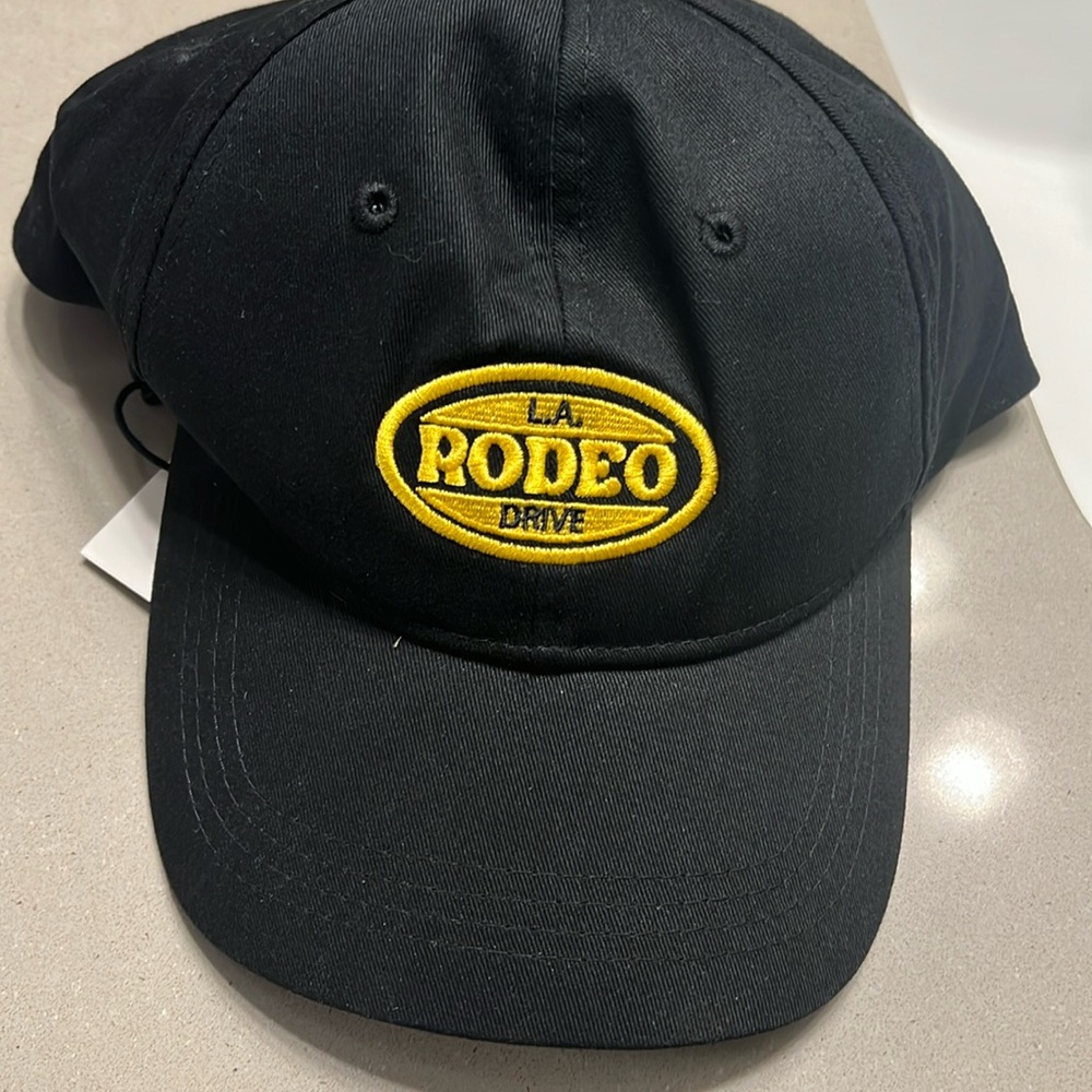 BERSHKA DESIGN RODEO DRIVE LA ADJUSTABLE MENS